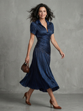 Theodora | Plissierter Taillenstreifen Midi-Kleid