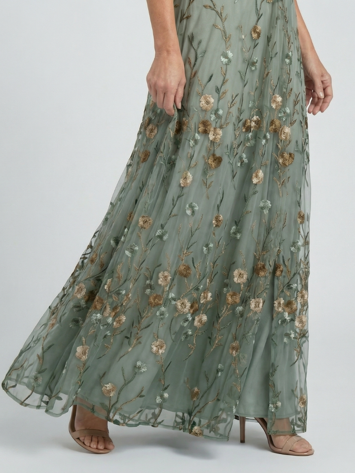 Sandra | Geblümtes Maxikleid mit V-Ausschnitt