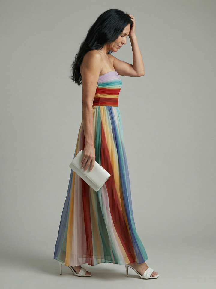 Serene | Maxikleid mit leichten Streifen