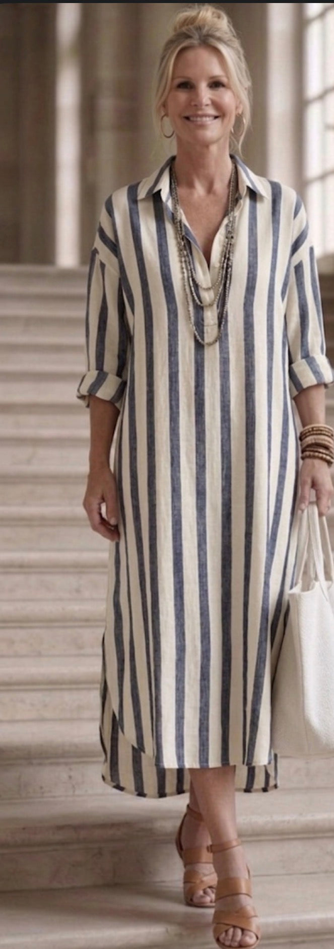 Naomi | Langärmliges gestreiftes Midi-Hemdkleid