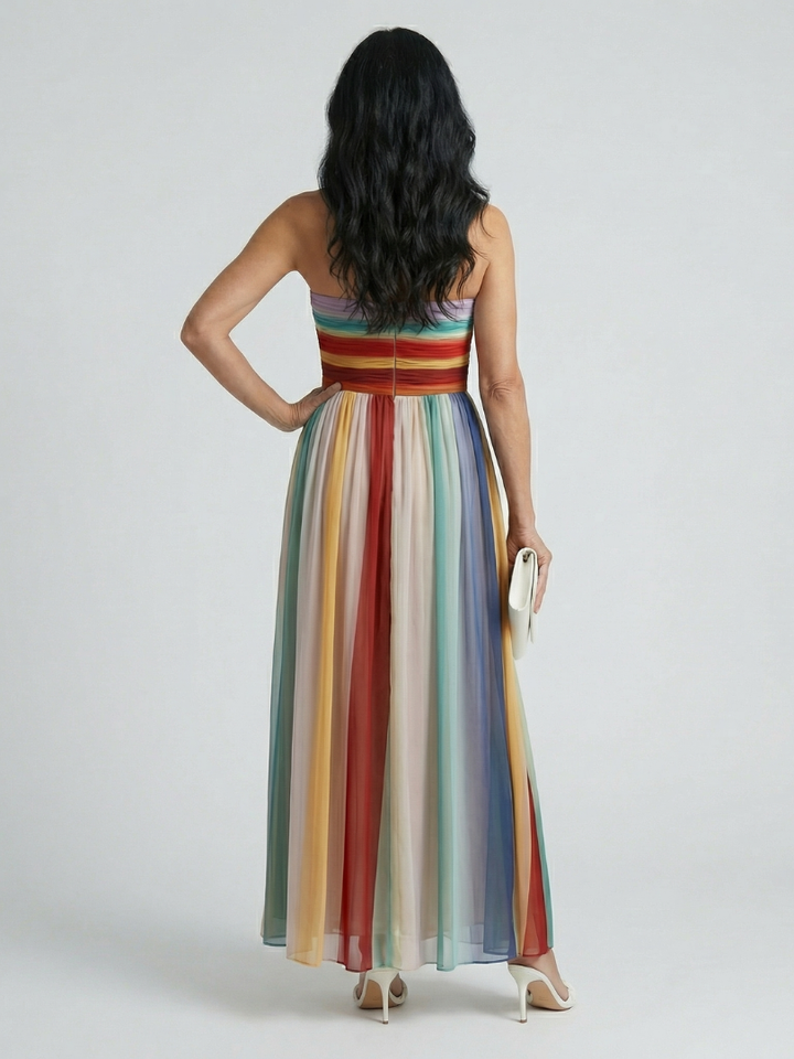 Serene | Maxikleid mit leichten Streifen