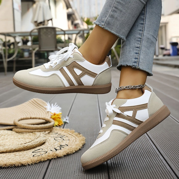 Britt | Sneaker