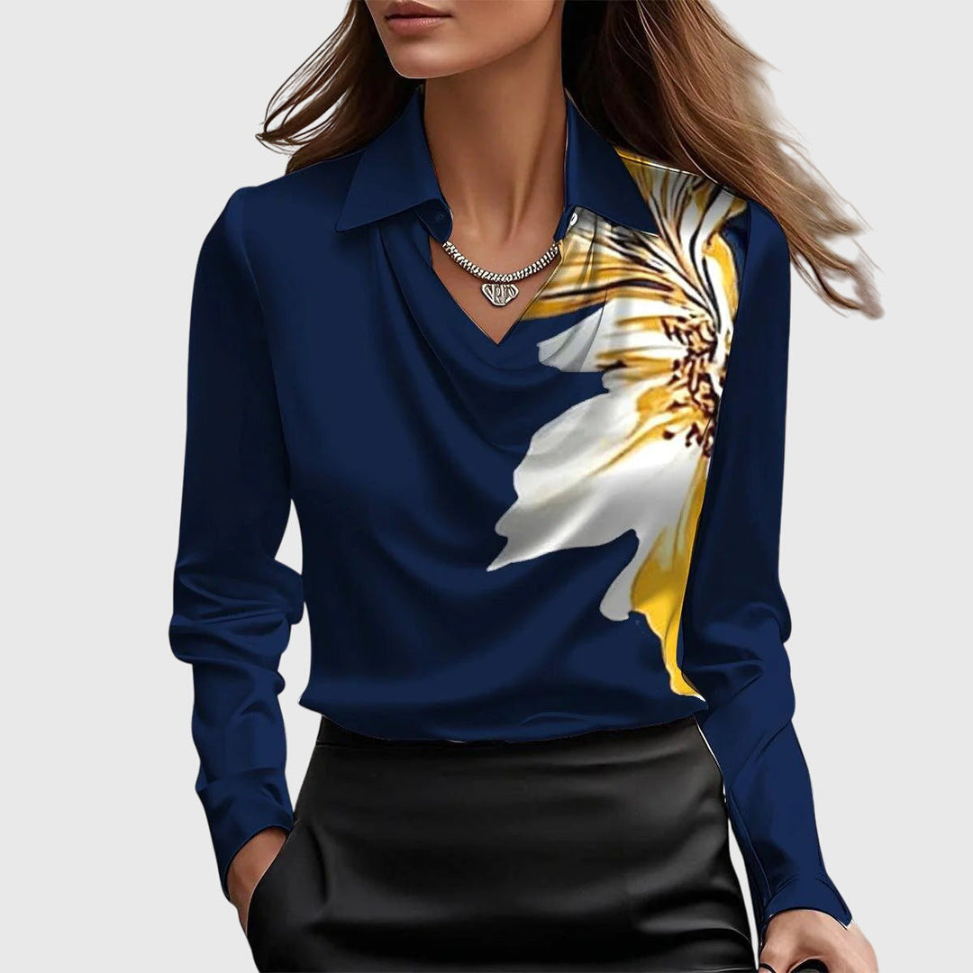 Gleura | Bluse mit Luxuriösem Glanz und Plissiertem Halsausschnitt