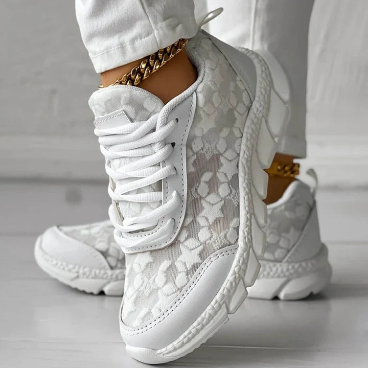 Lily | Sneaker