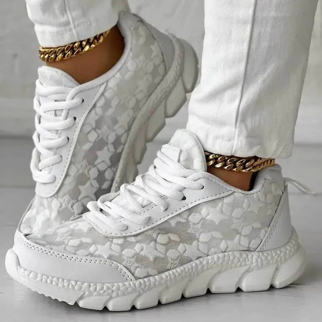 Lily | Sneaker