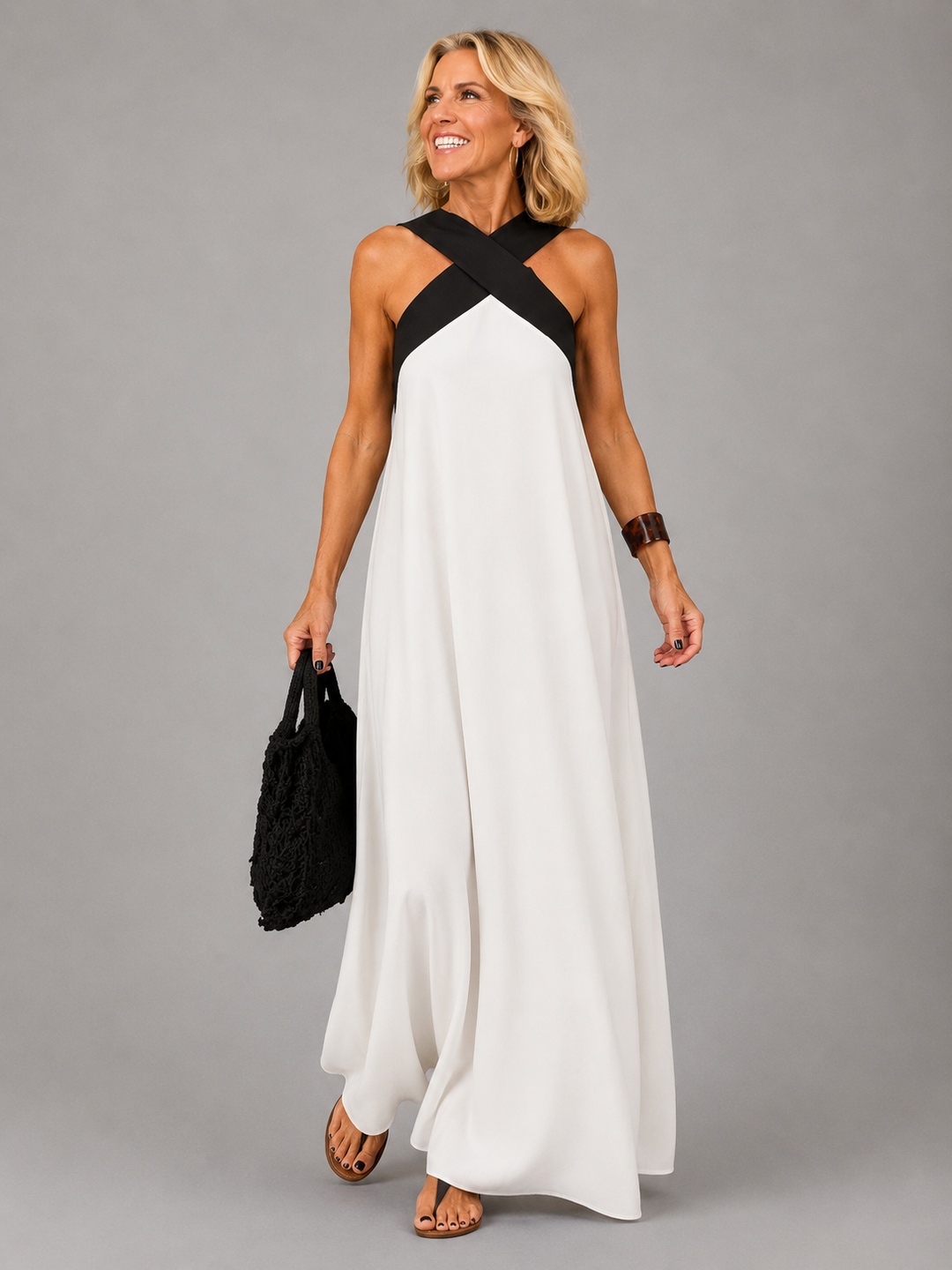 Velora | Cross Elegance Maxi Kleid