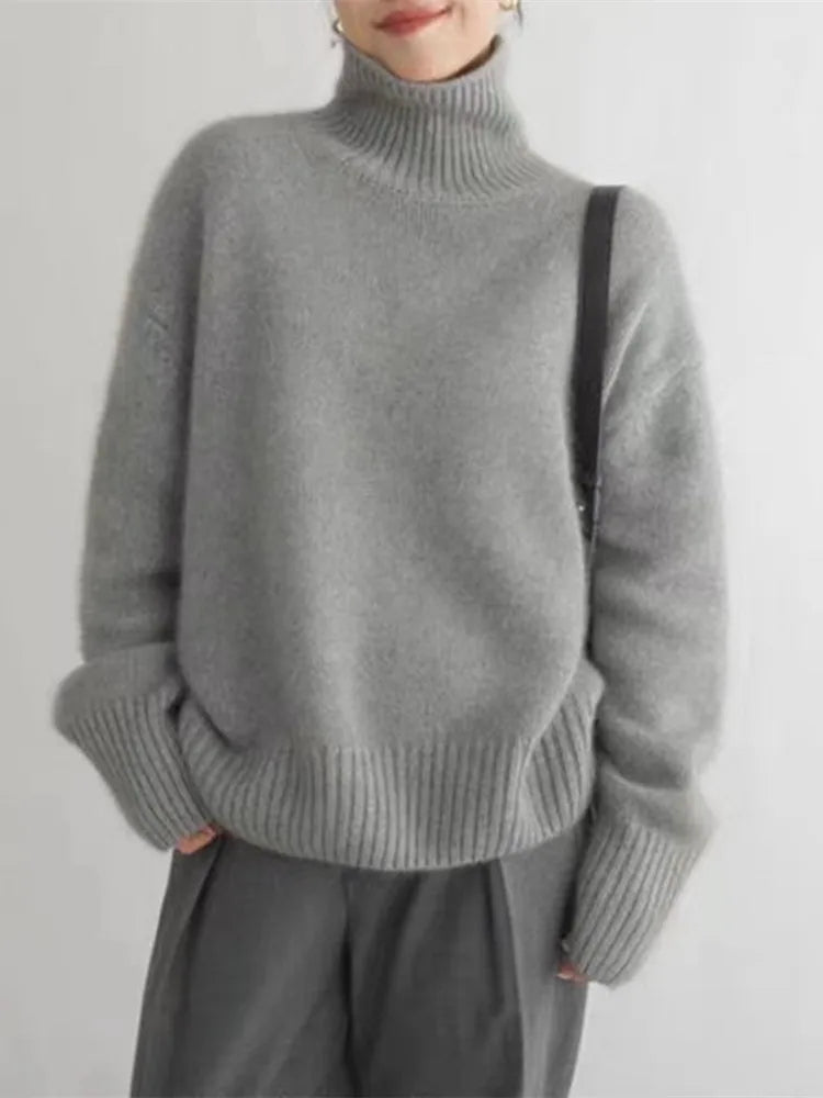 Collaria | Eleganter Pullover mit hohem Kragen