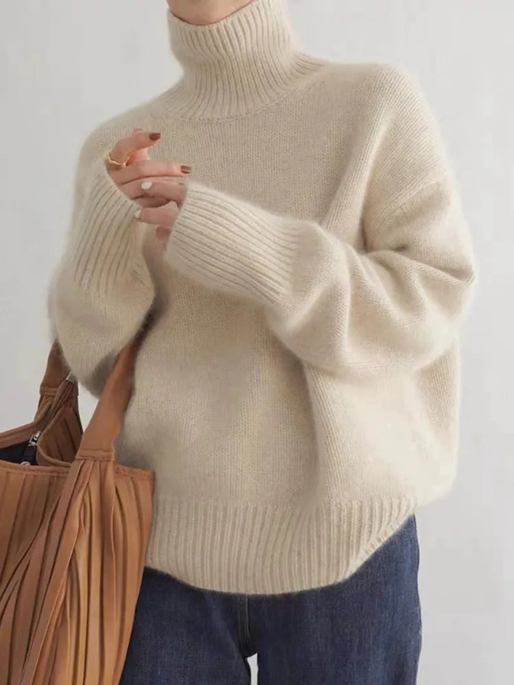 Collaria | Eleganter Pullover mit hohem Kragen