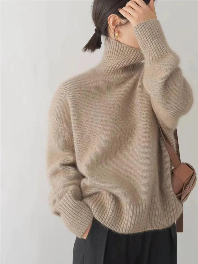 Collaria | Eleganter Pullover mit hohem Kragen