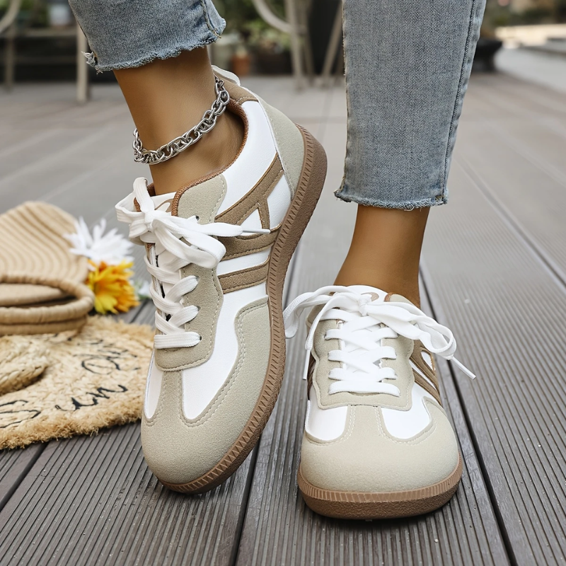 Britt | Sneaker