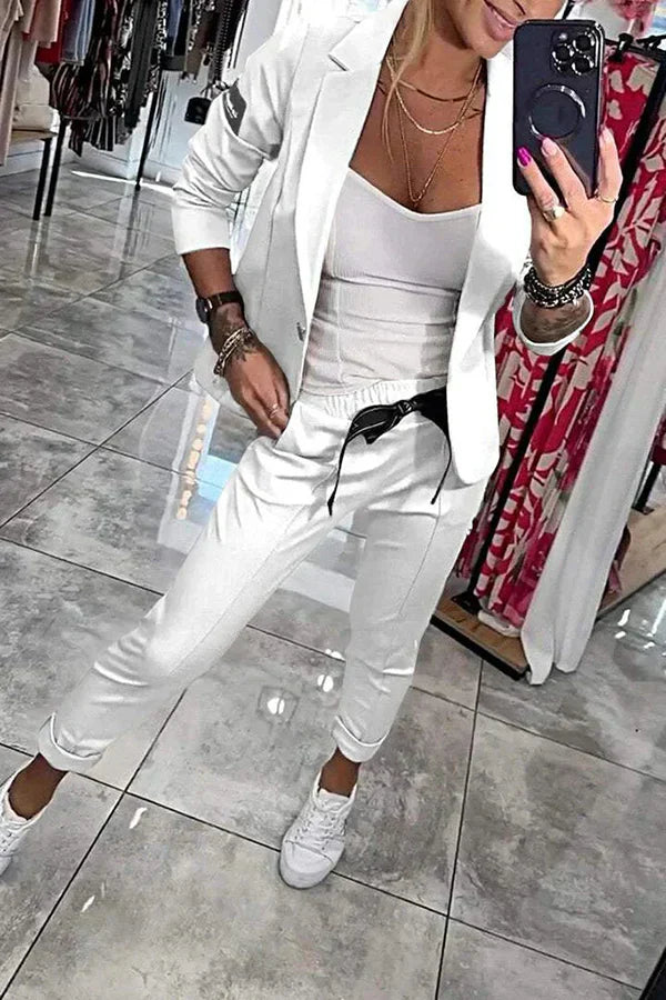 Zyora | Maßgeschneidertes Set mit Weichem Blazer und Lässigen Jogginghosen